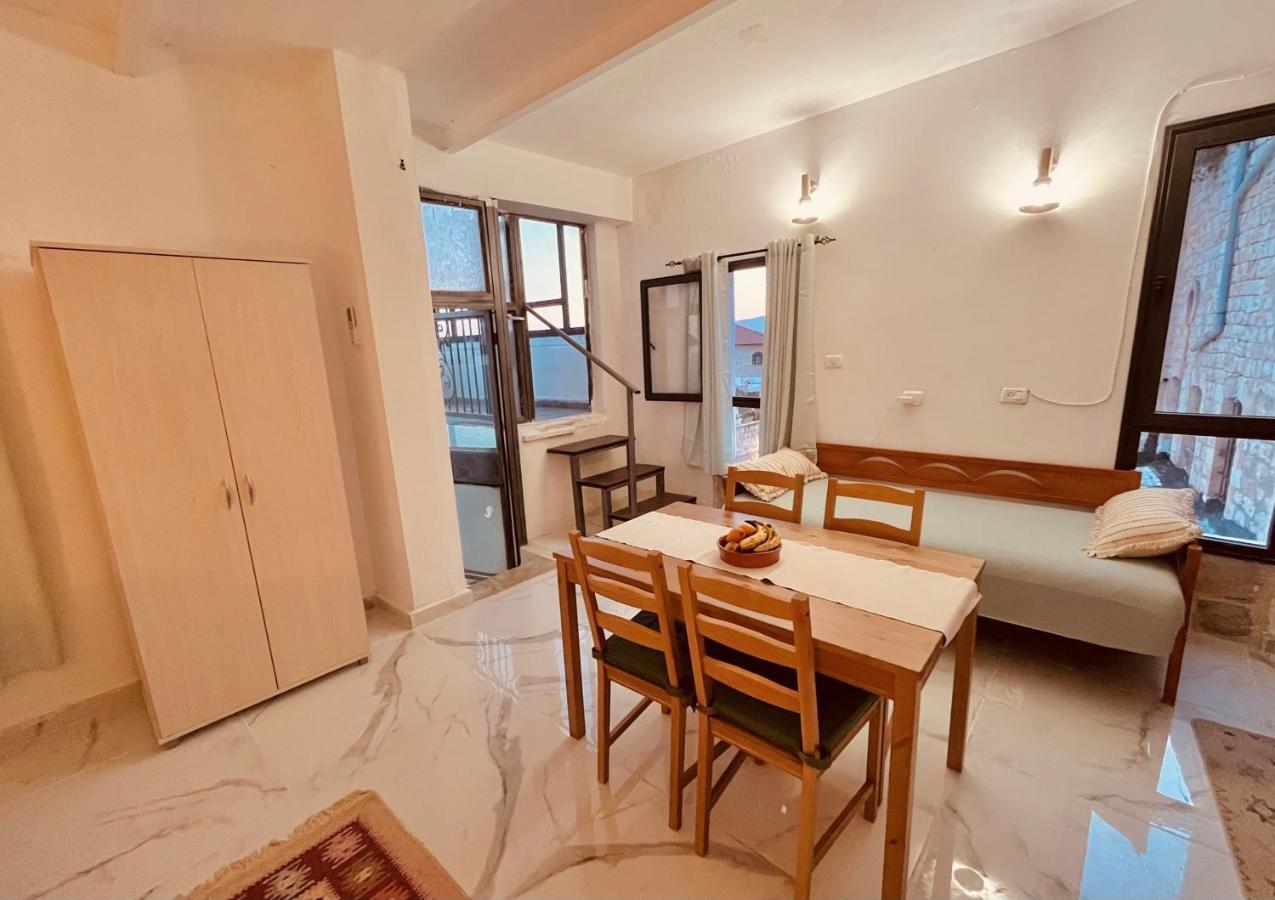 Mishpahat Price Safed Εξωτερικό φωτογραφία